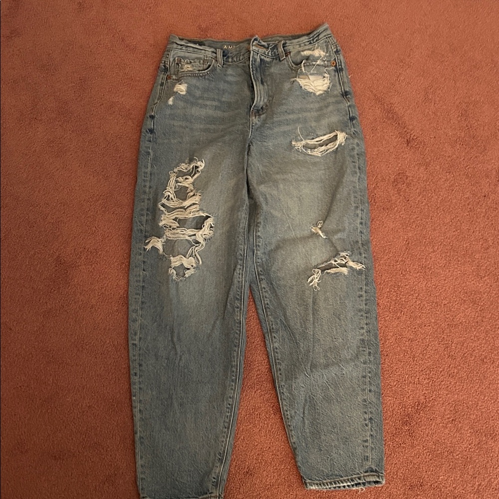 American Eagle Distressed Blue Jeans